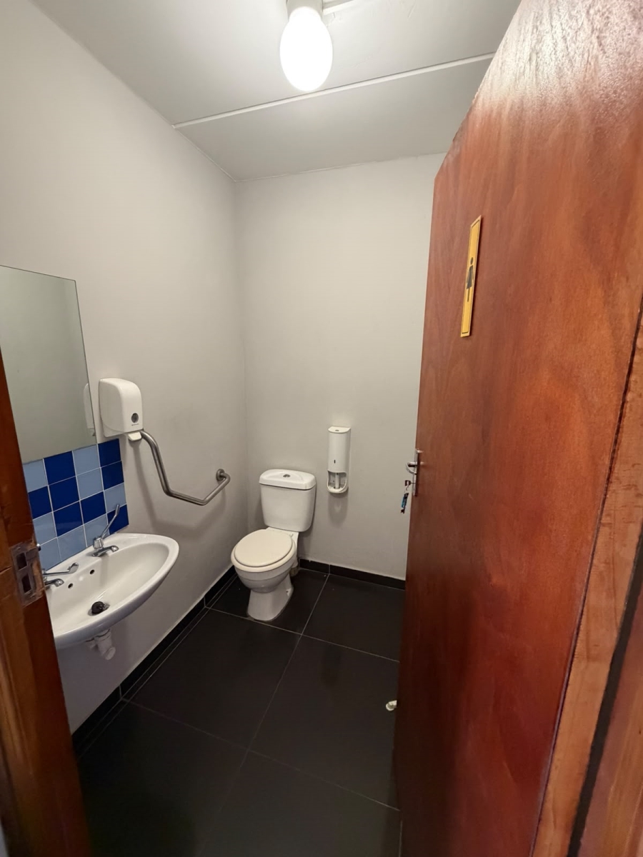To Let Commercial Property for Rent in Brackenfell Industrial Western Cape